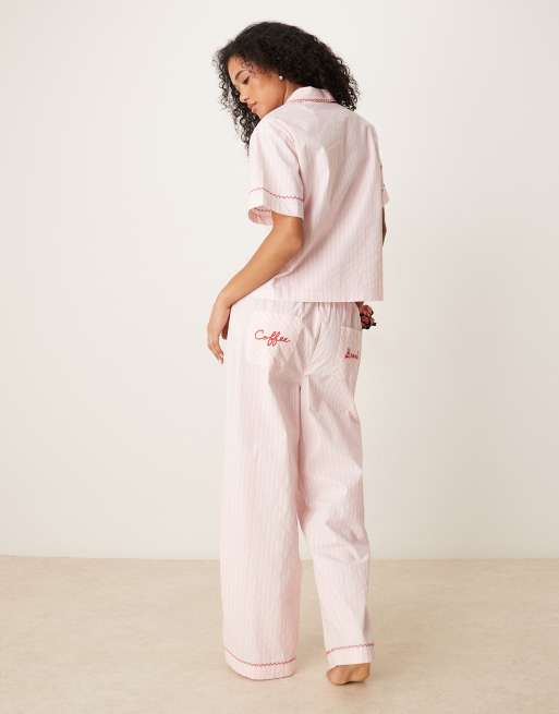 ASOS DESIGN - Pyjamaset met korte mouwen, strepen en geborduurde 'coffee break' in roze   , 3 van 4