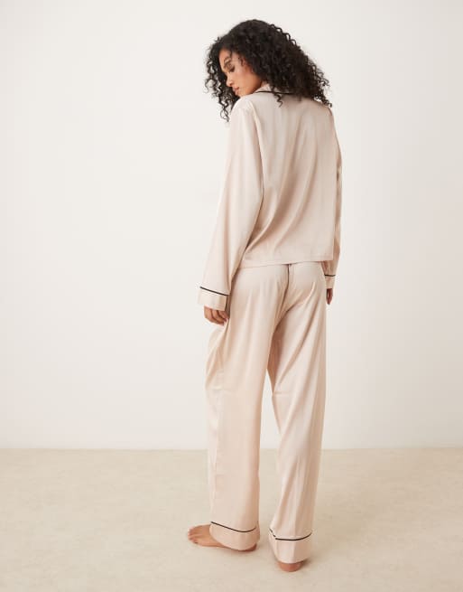 ASOS DESIGN - Pyjamaset van satijnen overhemd en broek in champagne-roze, 4 van 4