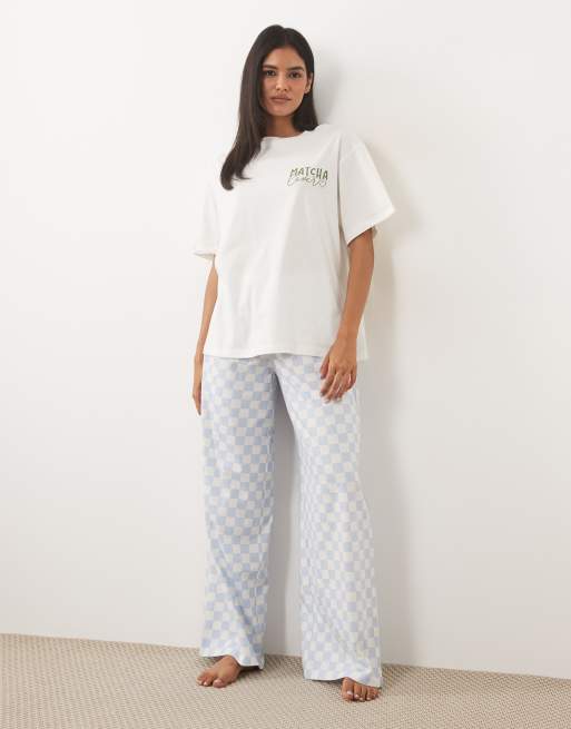 ASOS DESIGN pyjamasset med oversized topp och vida byxor i matchamönster, 2 av 4