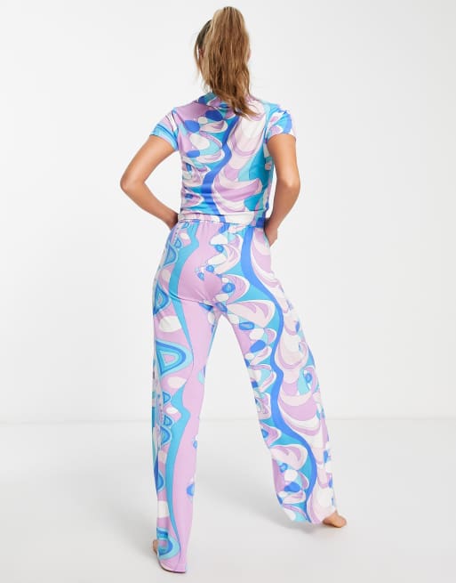 ASOS DESIGN - Pyjamassæt i lyslilla/blå viskose med skjorte og bukser med tørklædeprint, 3 af 4