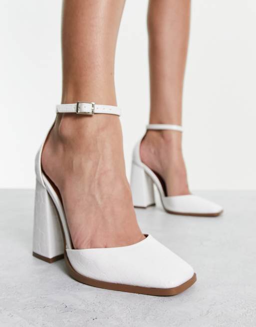 Square on sale pointed shoes