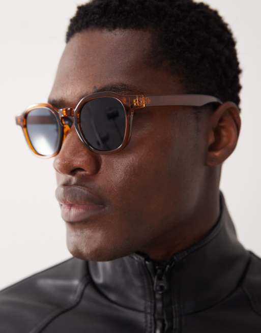 ASOS DESIGN – Quadratische Sonnenbrille mit Gestell in Kristallbernstein und getönten Gläsern, 2 von 3