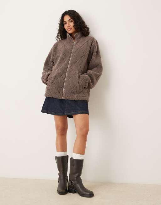 ASOS DESIGN quilted borg full zip through fleece in light brown, 2 of 4