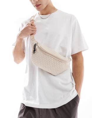 ASOS DESIGN quilted bumbag in ecru-White φωτογραφία