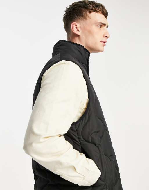 ASOS DESIGN quilted gilet in black , 2 of 4