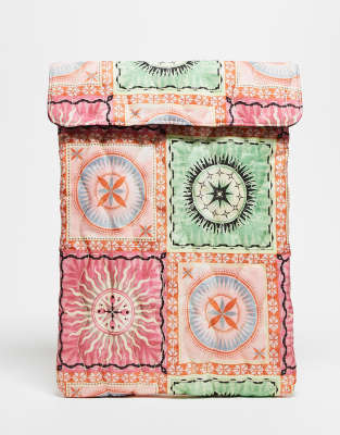 ASOS DESIGN ASOS DESIGN quilted laptop sleeve in patchwork print-Multi