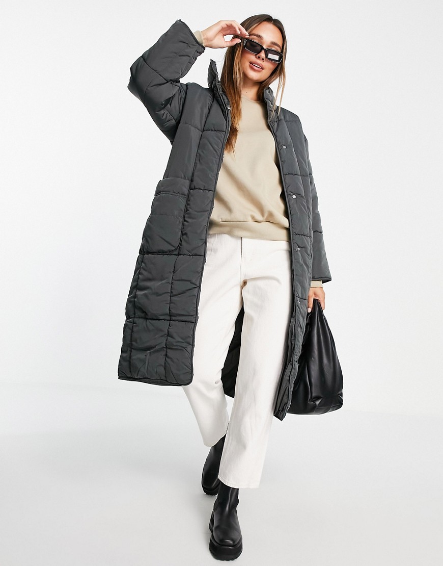 ASOS DESIGN quilted longline puffer coat in charcoal-Grey