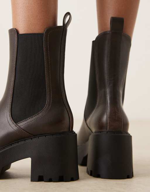 ASOS DESIGN – Rae – Brązowe sztyblety na masywnej podeszwie i obcasie, 3 z 4