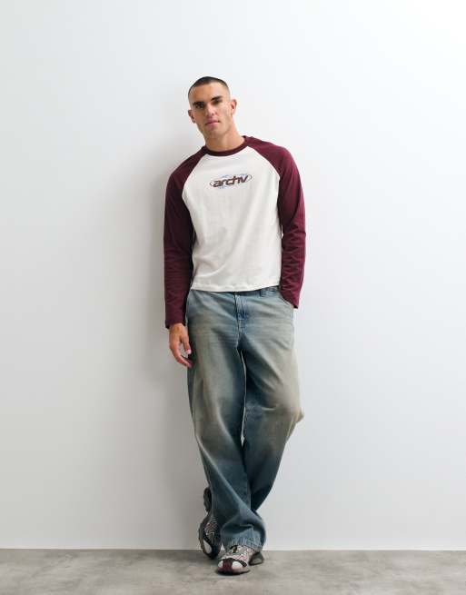 ASOS DESIGN raglan boxy relaxed t-shirt with front text graphic in white, 2 of 5