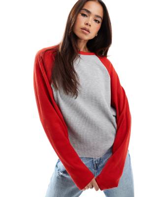 raglan long sleeve top in waffle in gray and red-Multi