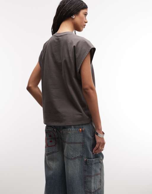ASOS DESIGN raglan sleeve heavyweight boxy crop tee in charcoal, 4 of 4