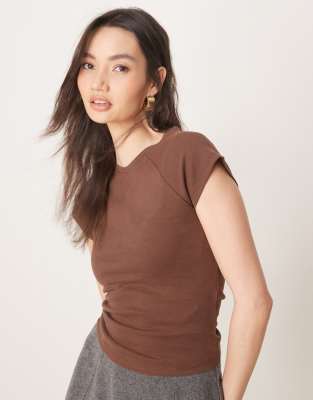 asos design raglan sleeve slubby baby tee in chocolate