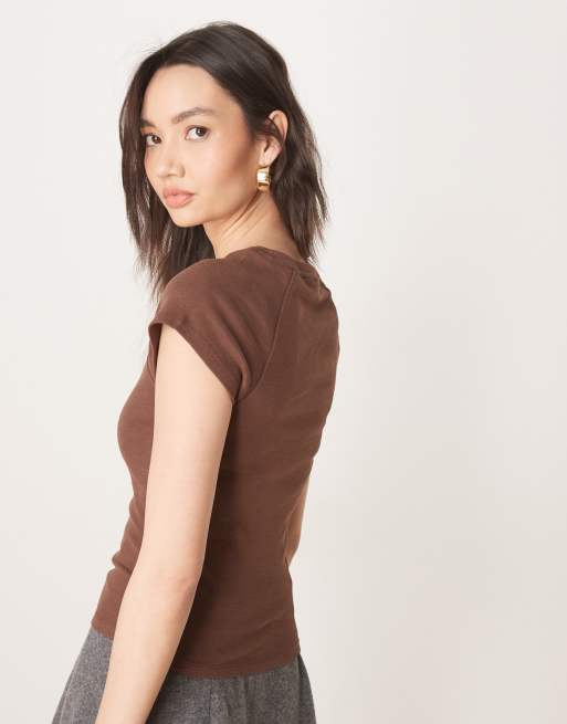 ASOS DESIGN raglan sleeve slubby baby tee in chocolate 