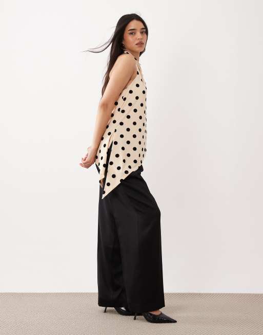 ASOS DESIGN - Råhvid lang halterneck-top i velouriseret mesh med asymmetrisk kant og sorte polkaprikker, 2 af 4