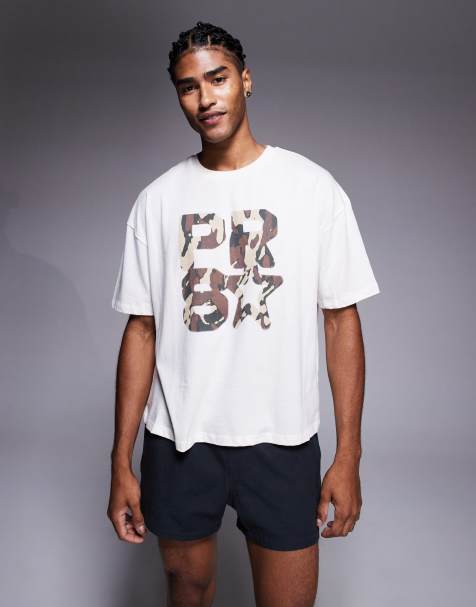 ASOS DESIGN - Råhvid oversized firkantet T-shirt med brystprint - view 1