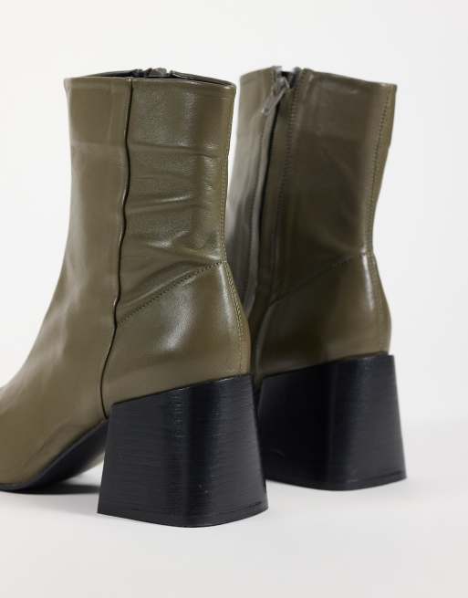 ASOS DESIGN Raiden Stiefeletten aus echtem Leder mit Blockabsatz in Oliv, 4 von 4