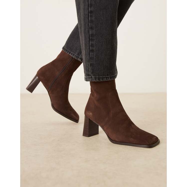209172976-1-chocolatesuede?$