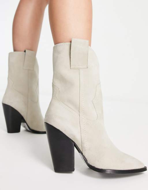 White suede sales boots