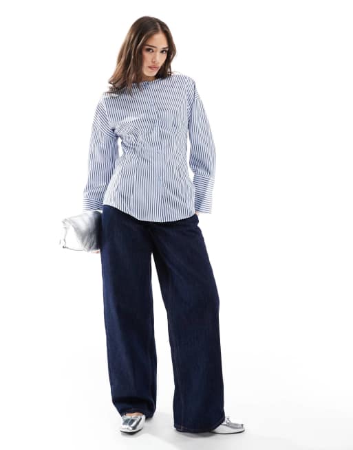 ASOS DESIGN – Randig, kraglös poplinskjorta med indragen midja, 2 av 4