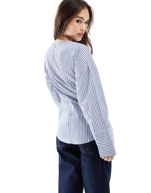 ASOS DESIGN – Randig, kraglös poplinskjorta med indragen midja, 4 av 4