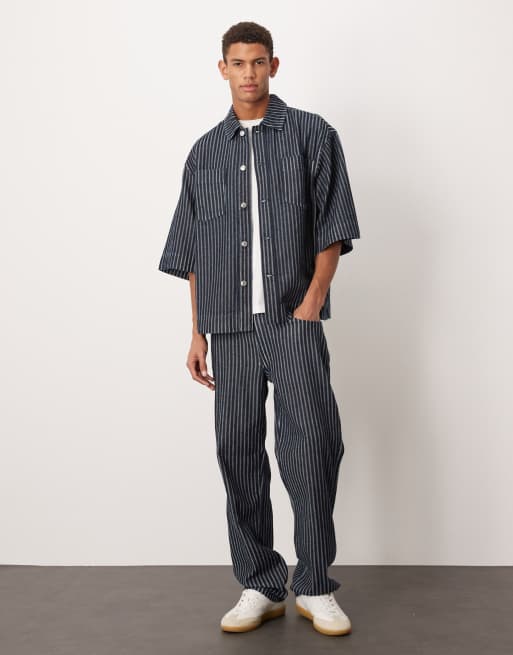 ASOS DESIGN – Randig, otvättad jeansskjorta med korta ärmar, del av set , 2 av 5