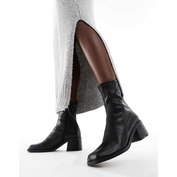 Mid heel fashion boot