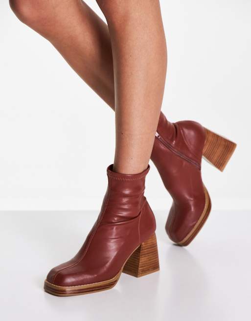 ASOS DESIGN - Ration - Brune sokkestøvler med firkantet tå