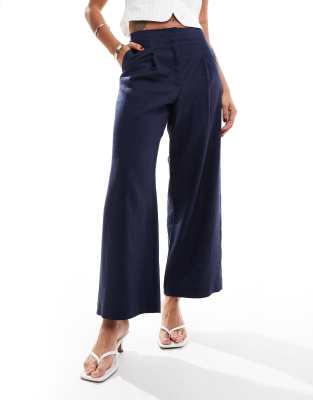 ASOS DESIGN ASOS DESIGN raw edge barrel leg tailored trouser with linen in navy