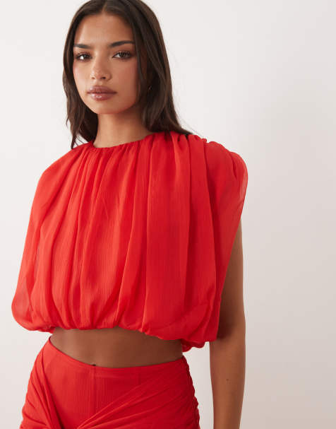 ASOS DESIGN - Rød bluse i chiffon med plisserede detaljer - Del af sæt - view 1
