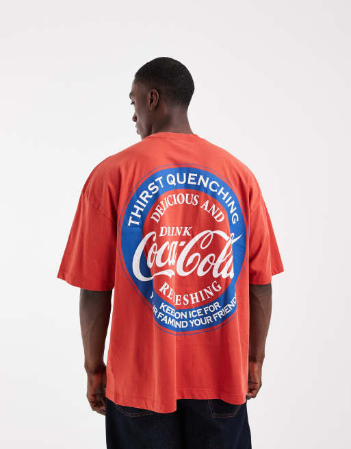 ASOS DESIGN - Rød oversized T-shirt med Coca Cola-print, 5 af 5