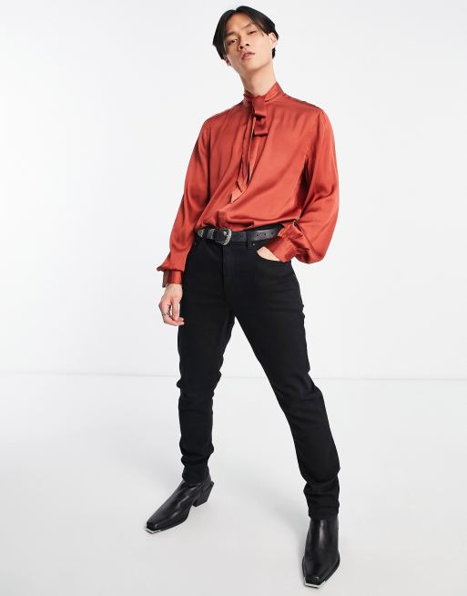 ASOS DESIGN - Rød satinskjorte med bindebånd i halsen og voluminøse blouson-ærmer , 3 af 4