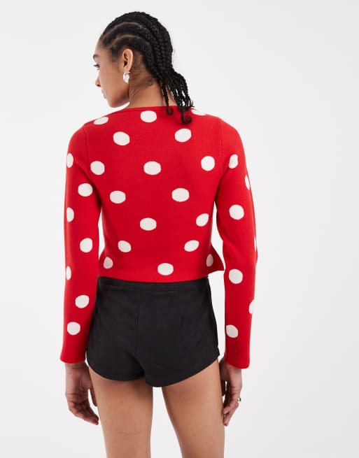 ASOS DESIGN - Rød top i fin strik med polkaprikker og bred halsudskæring, 2 af 4
