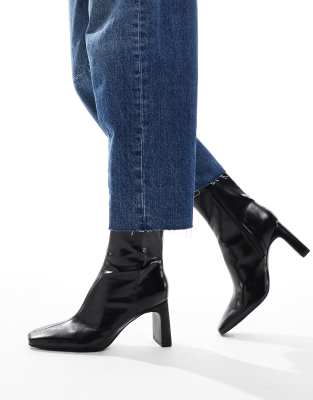 ASOS DESIGN - Reach Set Back - Stiefel in Schwarz mit mittelhohem Absatz