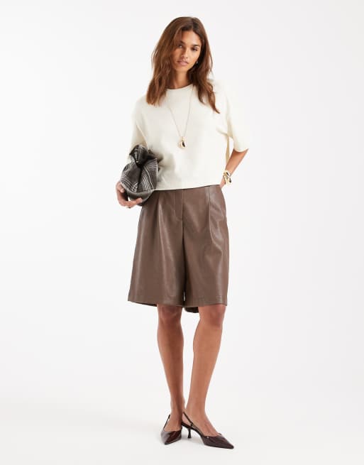 ASOS DESIGN - Recht cropped jersey T-shirt met textuur in crème, 4 van 4