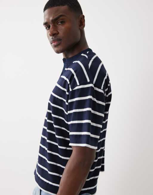 ASOS DESIGN - Recht oversized gestreept Henley T-shirt in marineblauw, 4 van 5