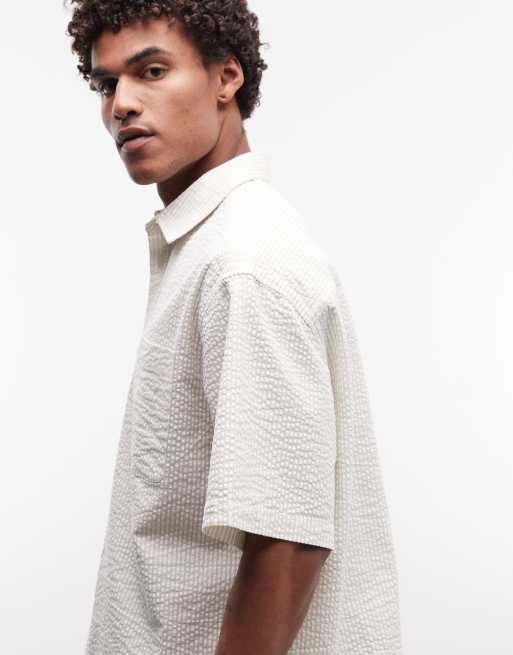 ASOS DESIGN - Recht oversized gestreept overhemd van seersuckerstof in wit en beige, 4 van 5