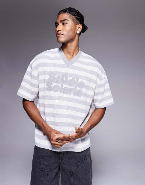 ASOS DESIGN - Recht oversized gestreept T-shirt met V-hals, grafische tekstprint en textuur - view 1