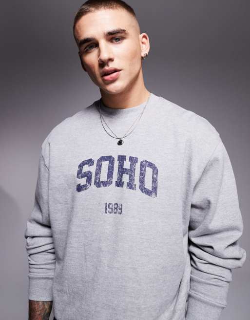 ASOS DESIGN - Recht oversized sweatshirt met Soho-print in gemêleerd grijs