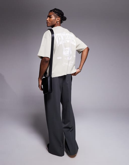ASOS DESIGN - Recht oversized T-shirt met sportieve print in beige, 4 van 4