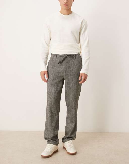 ASOS DESIGN - Rechte broek met visgraatmotief en strikceintuur in grijs, 2 van 5