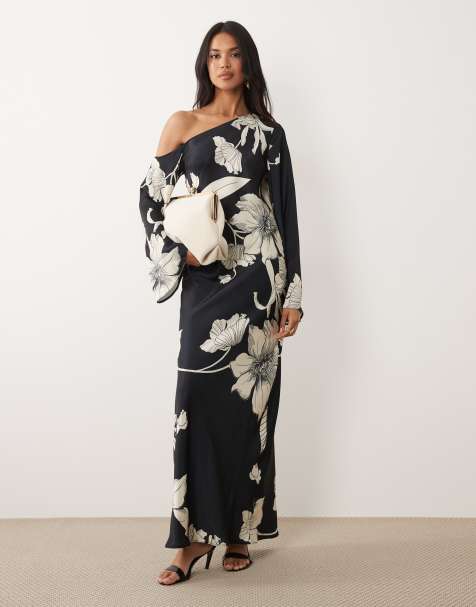 ASOS DESIGN - Rechte maxi-jurk met afhangende schouder, lange mouwen en bloemenprint in zwart en wit - view 1