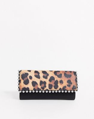 ASOS DESIGN – Rechteckige Brieftasche mit Leopardenmuster und Kugelrand-Mehrfarbig