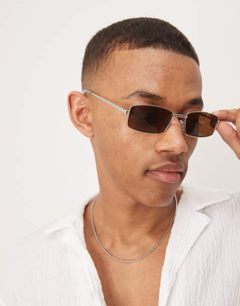 ASOS DESIGN – Rechteckige Metall-Sonnenbrille mit mattsilbernem Gestell und braunen Gläsern - view 1