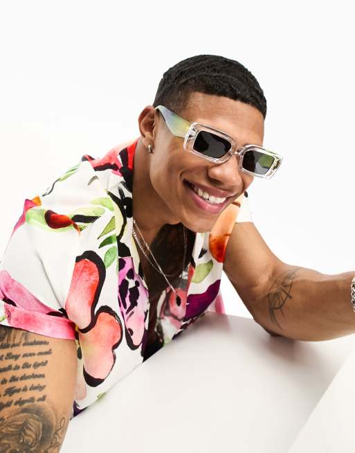 ASOS DESIGN – Rechteckige Oversize-Sonnenbrille mit abgeschrägtem Gestell, getönten Gläsern aus Kristall und Bügeln in limettengrüner Sprühoptik