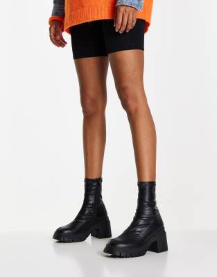 ASOS DESIGN - Recipe - Sockenstiefel in Schwarz mit dicker Sohle