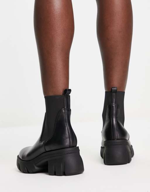 最新ショップニュース ASOS Chunky Chelsea Calf Boots サイドジップ