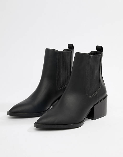 ASOS DESIGN Reese pointed chelsea boots