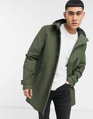 ASOS DESIGN - Wasserabweisender Trenchcoat mit Kapuze in Grün - Grün