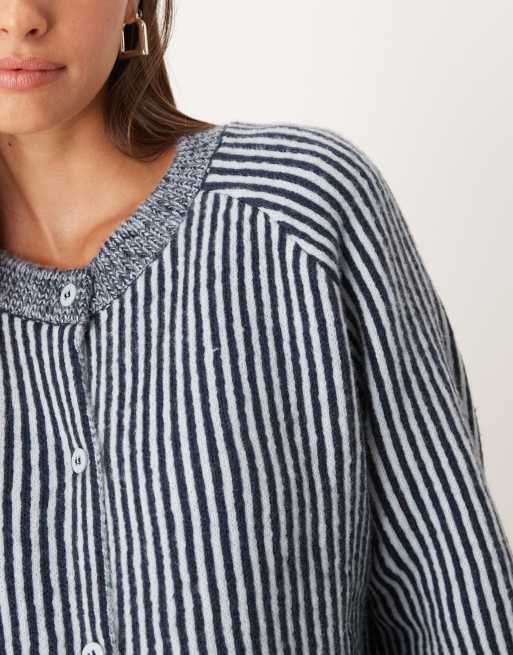 ASOS DESIGN – Reglanowy kardigan w dwóch odcieniach niebieskiego, 3 z 4