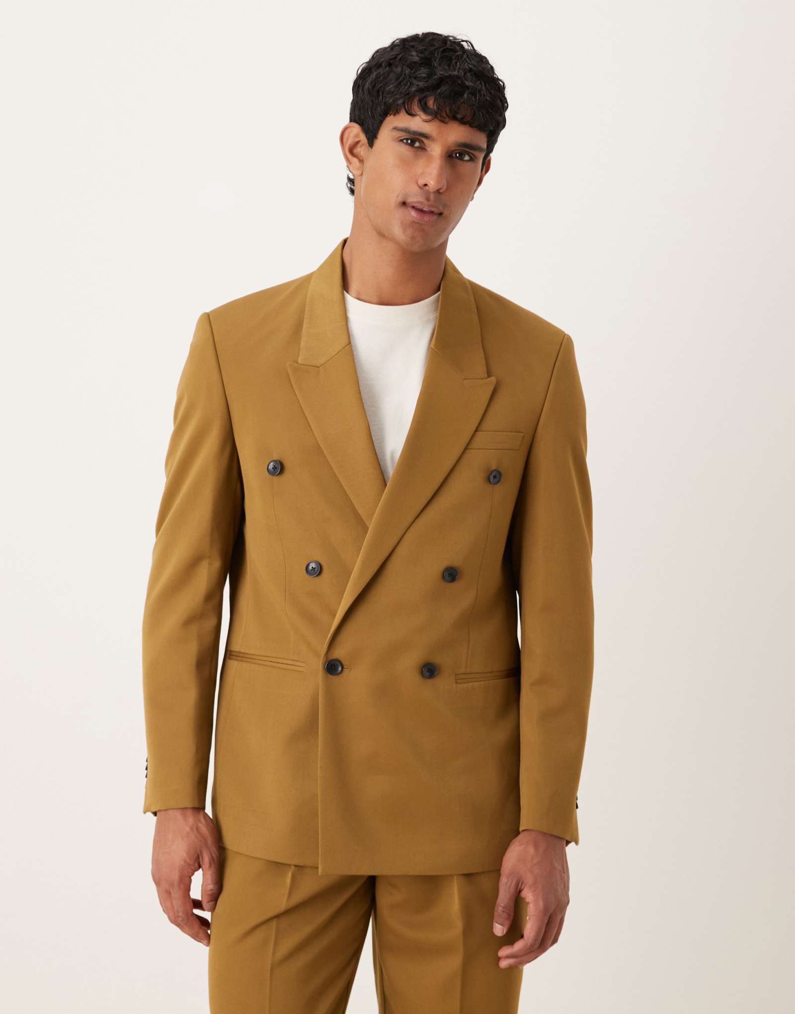 Обычный двубортный пиджак от ASOS DESIGN из верблюжьей саржи